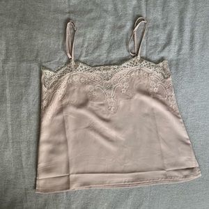 Lulu’s pink lace tank Size XS